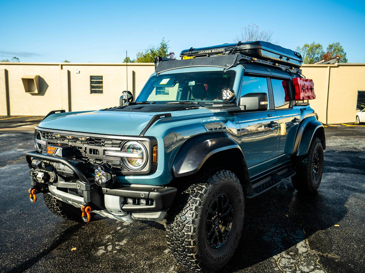 Ford Bronco Raptor #302
